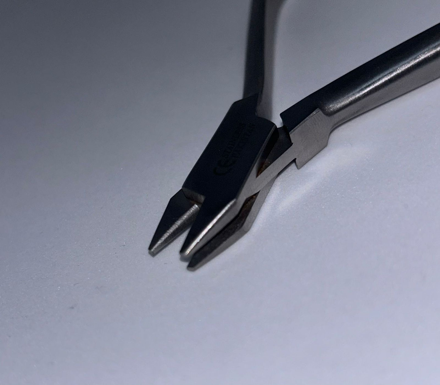 3-prong plier
