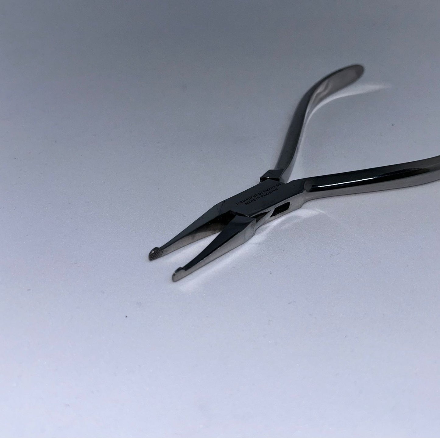 Orthodontic How plier