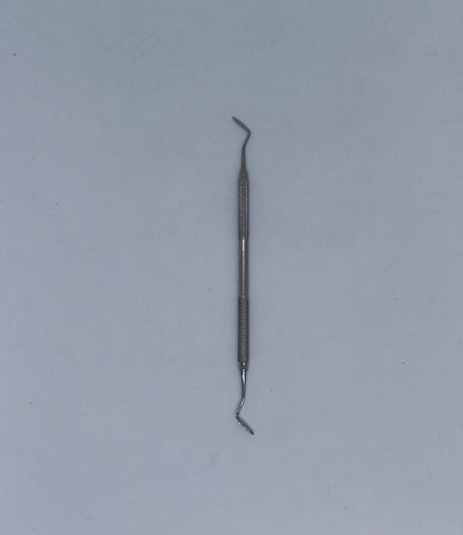 Amalgam carver size 3