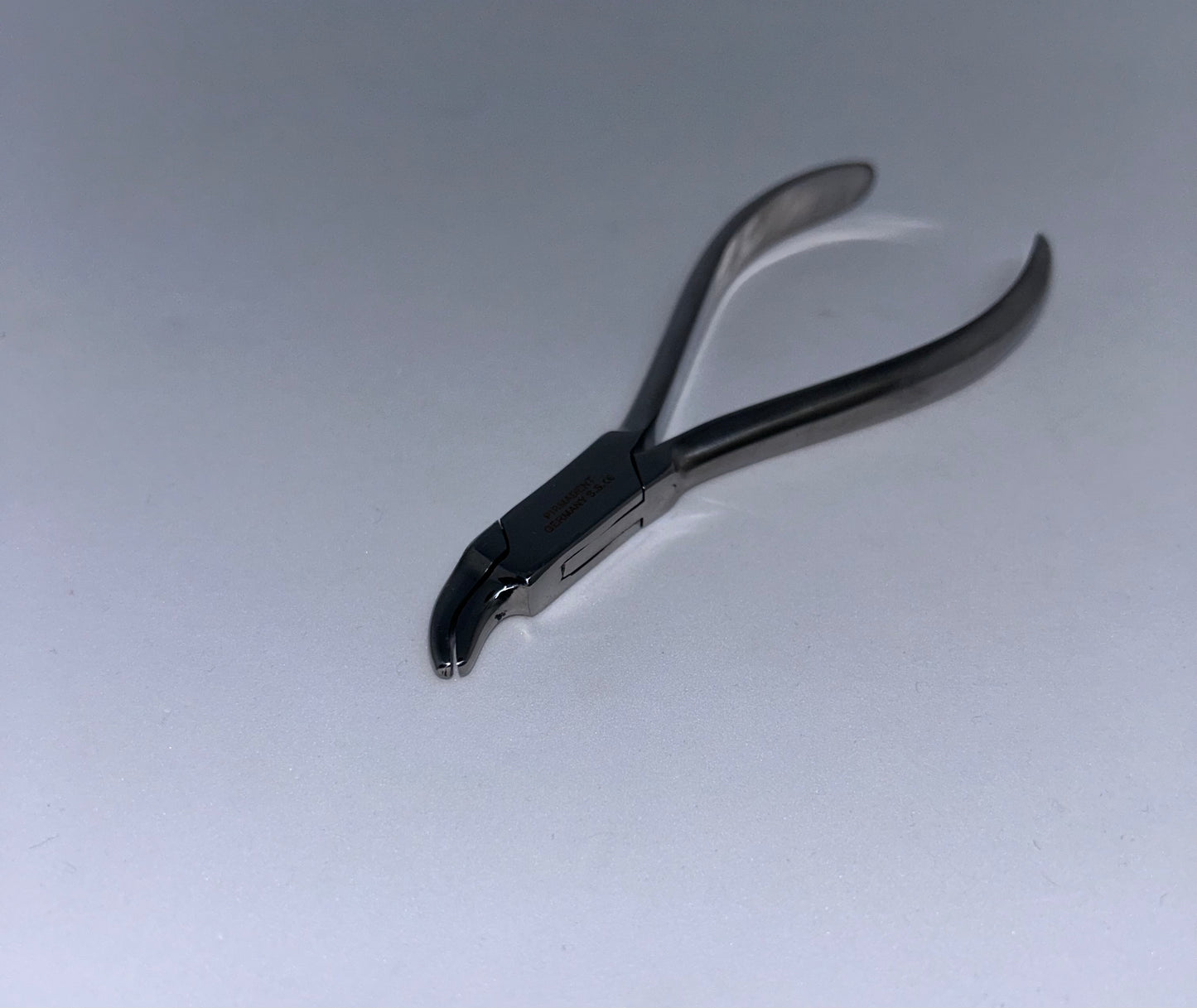 Crown&band contouring plier