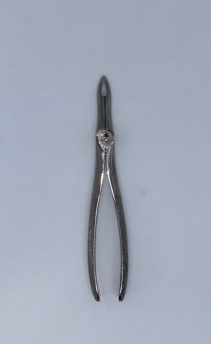 Upper roots forceps